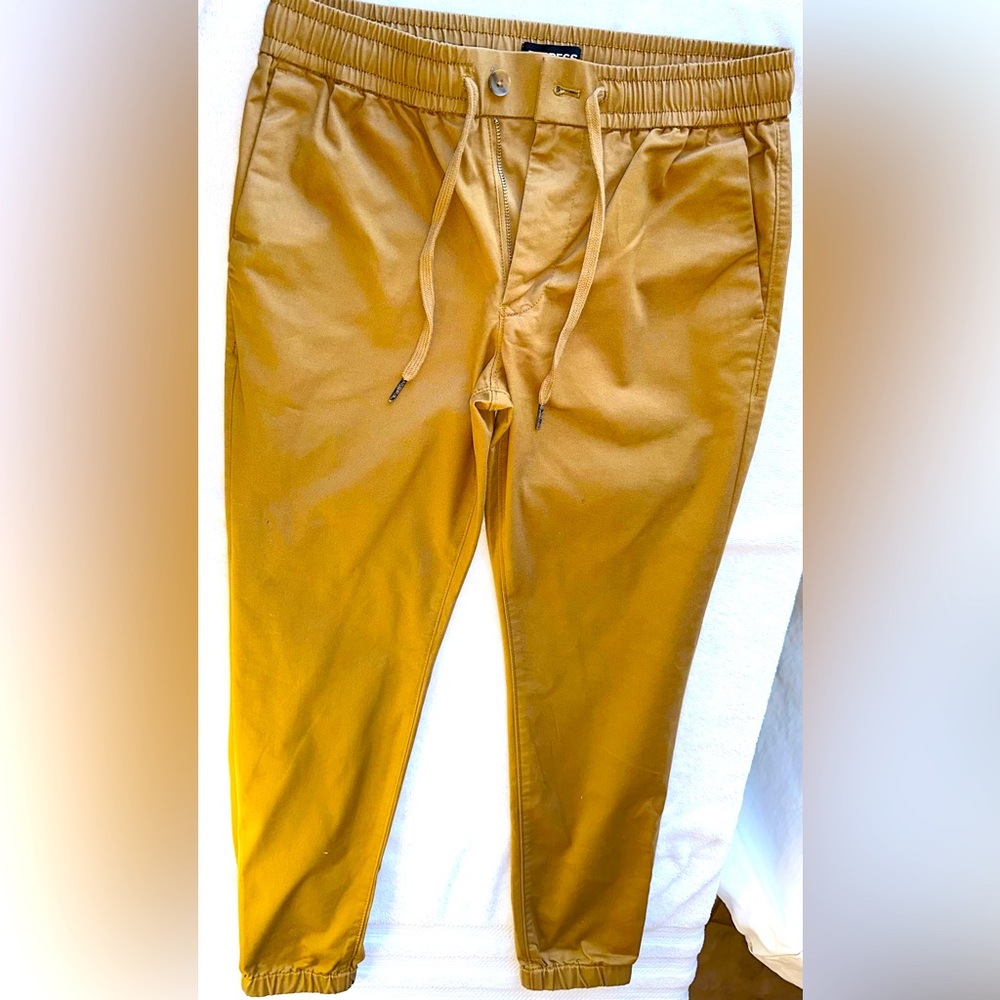 EXPRESS Men’s Joggers Pants - 28 - never worn.
